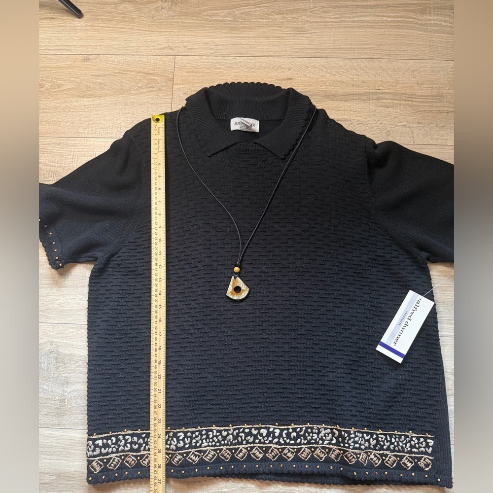 Alfred Dunner 3X Black Textured Knit Tunic Gold Embroidered Hem Plus Size Top - Picture 9 of 11